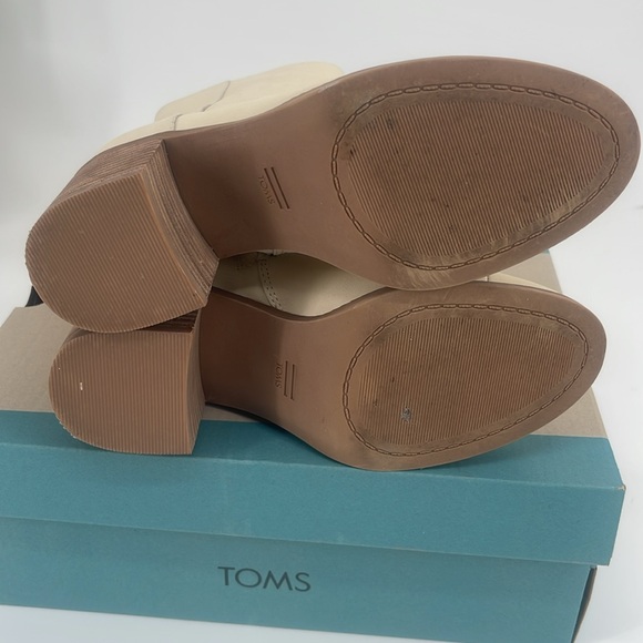 TOMS Evelyn Heeled Ankle Boots - Picture 7 of 9